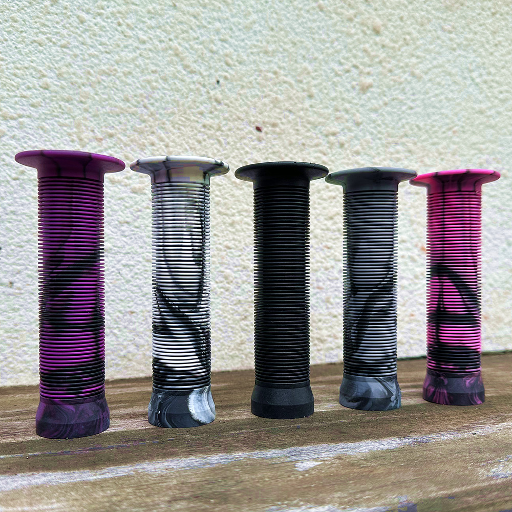 Universele Mountainbike Grip Gemengde kleur Gestreept Rubber Antislip Opvouwbare Auto Fietsen Stuur Fiets Zachte Handvatten Onderdelen