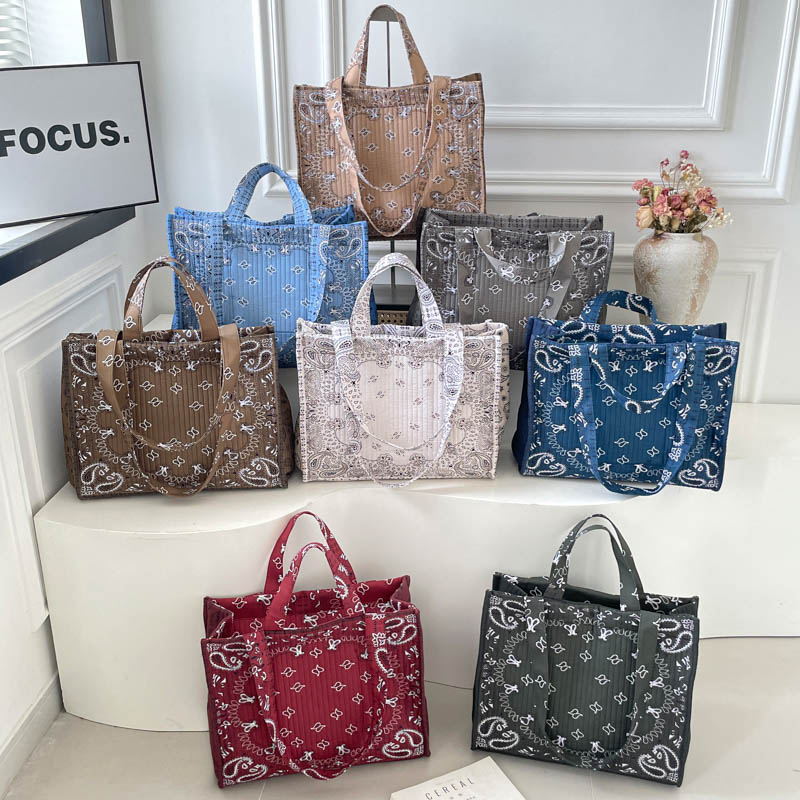 Borsa Tote Jacquard Ricamata di Lusso, Borsa a Mano Designer da Donna 2026, Borsa Shopper di Marca, Borsa a Tracolla Bohemien da Spiaggia