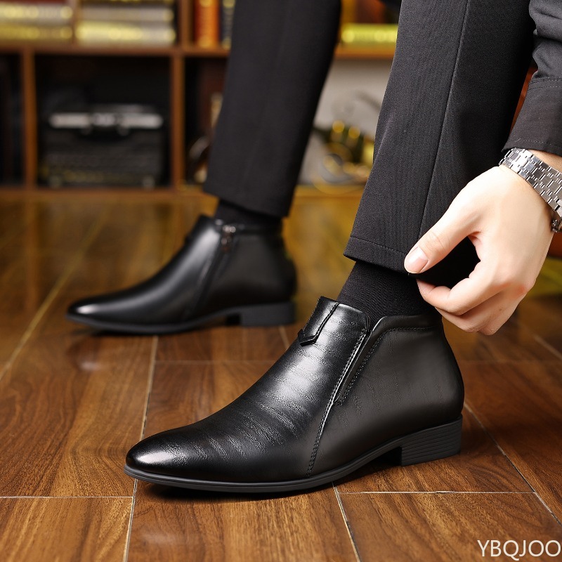 Nuovi uomini primaverili Scarpe eleganti comode e minimaliste da uomo Scarpe da lavoro a punta versatili alla moda retrò formali