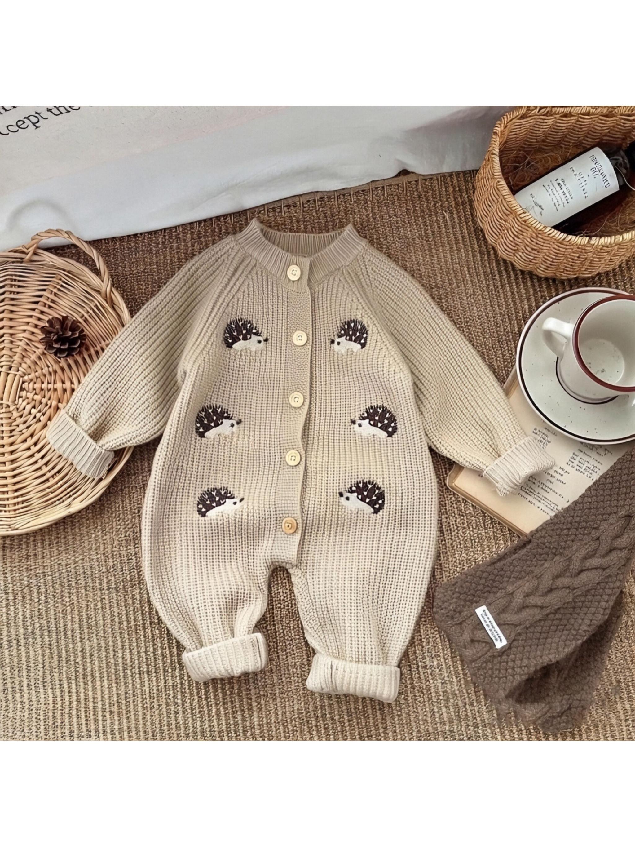 Roupa de Primavera e Outono Estilo Coreano, Macacão de Tricô para Bebê, Super Fofo, com Estampa de Ouriço, para 100 Dias, Ideal para Passeio