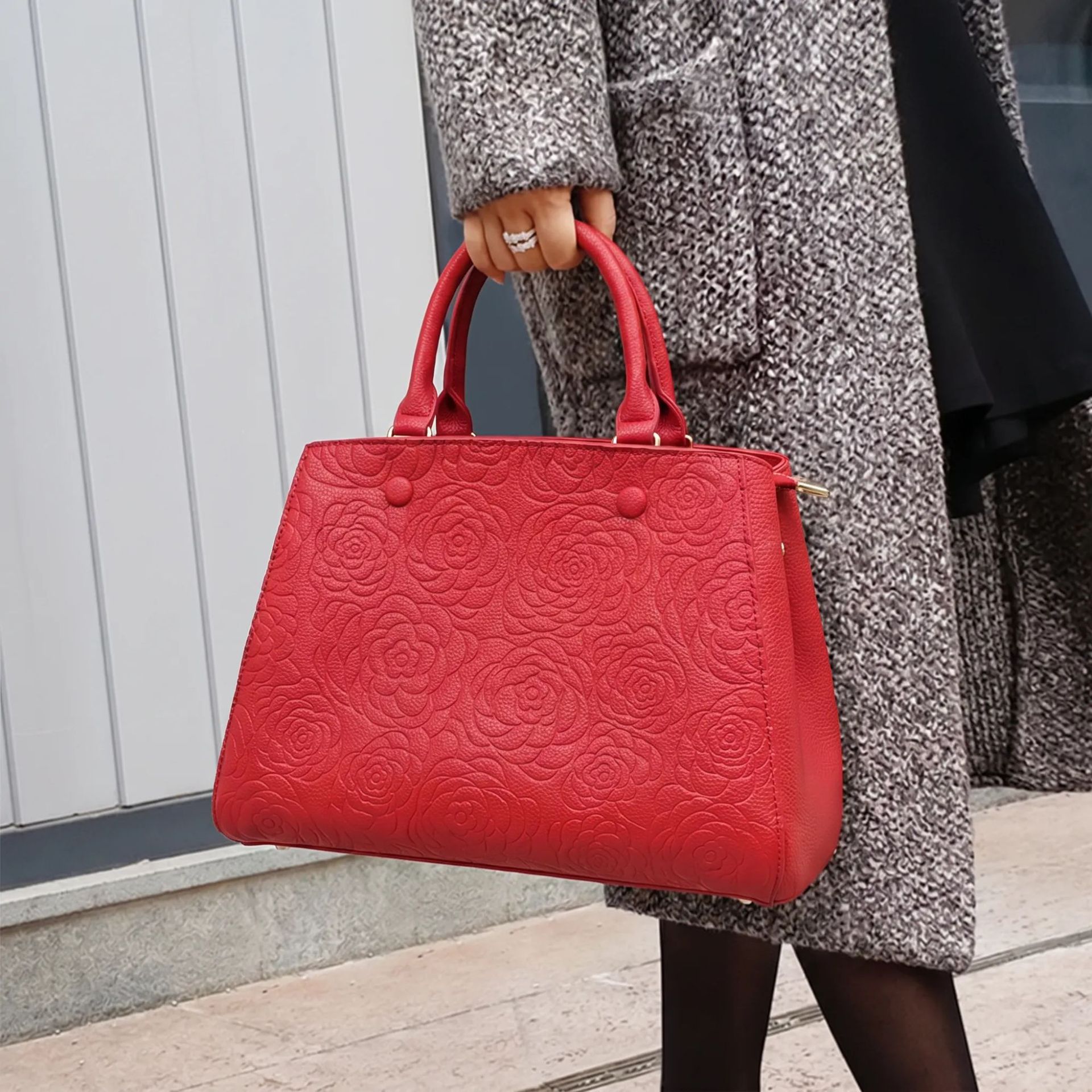Damska torba typu tote w stylu vintage z motywem kamelii, o dużej pojemności i wieloma przegródkami do przechowywania kwiatów, torba biznesowa na ramię.