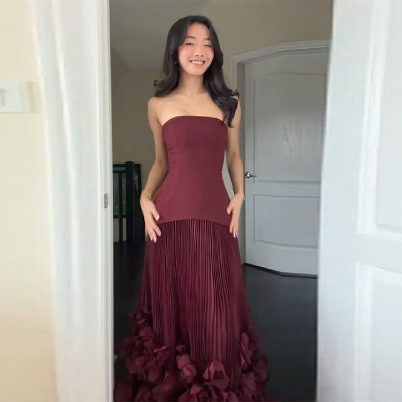 Vestido Maxi Plisado Sin Tirantes Color Borgoña para Mujer, Elegante Vestido de Fiesta con Espalda Descubierta, Nuevo Vestido de Cóctel para la Noche de Verano 2026