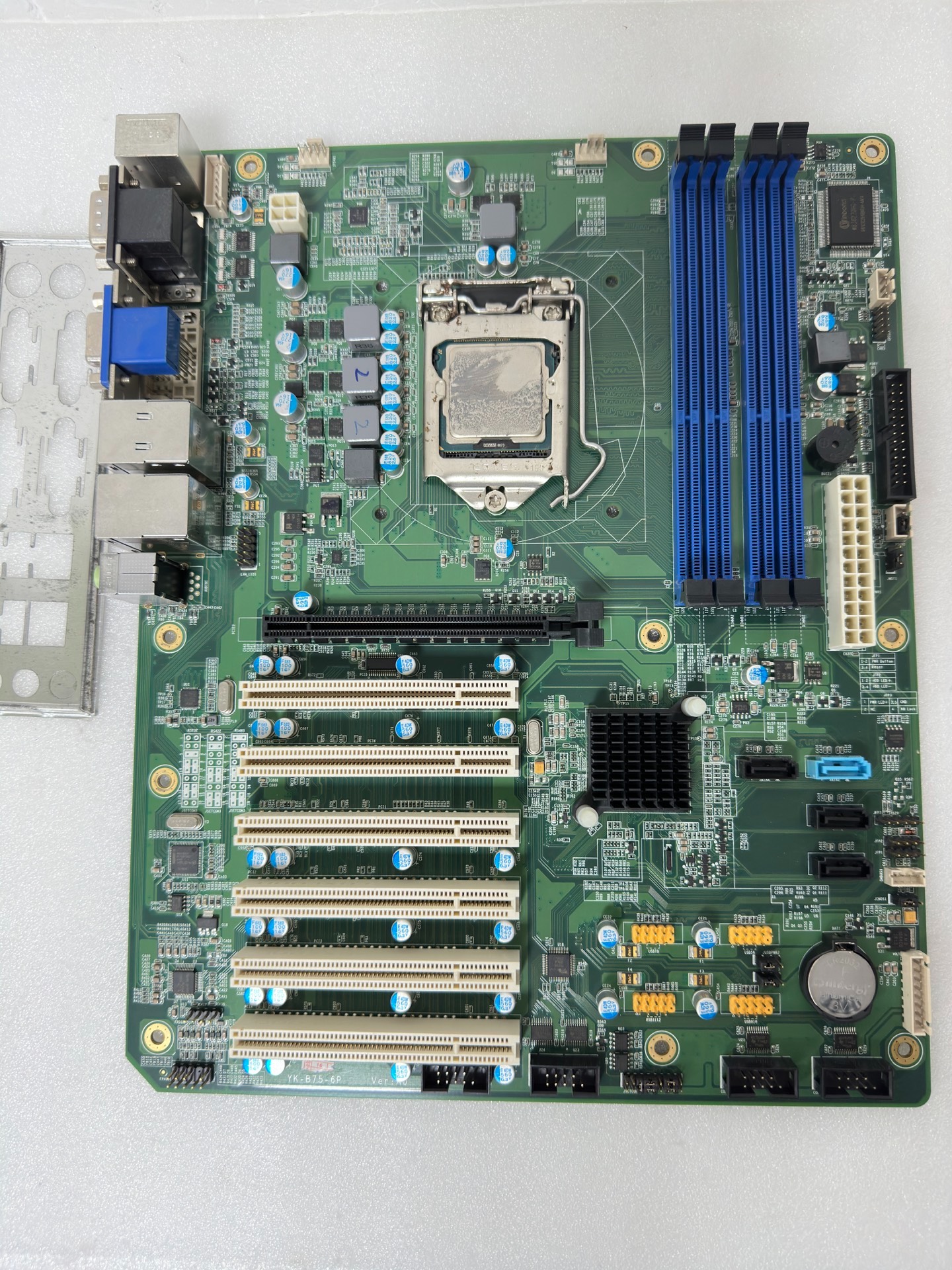 Placa base de control industrial de marca famosa YK-B75-6P Ver:A0 (prueba y enviada)
