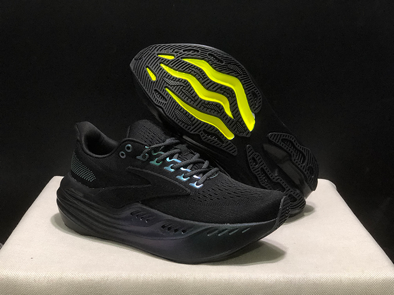 Fashion Summer Men's Shoes Cushioning Marathon Light Sports Sneakers Breathable and Shock-absorbing Running Shoes