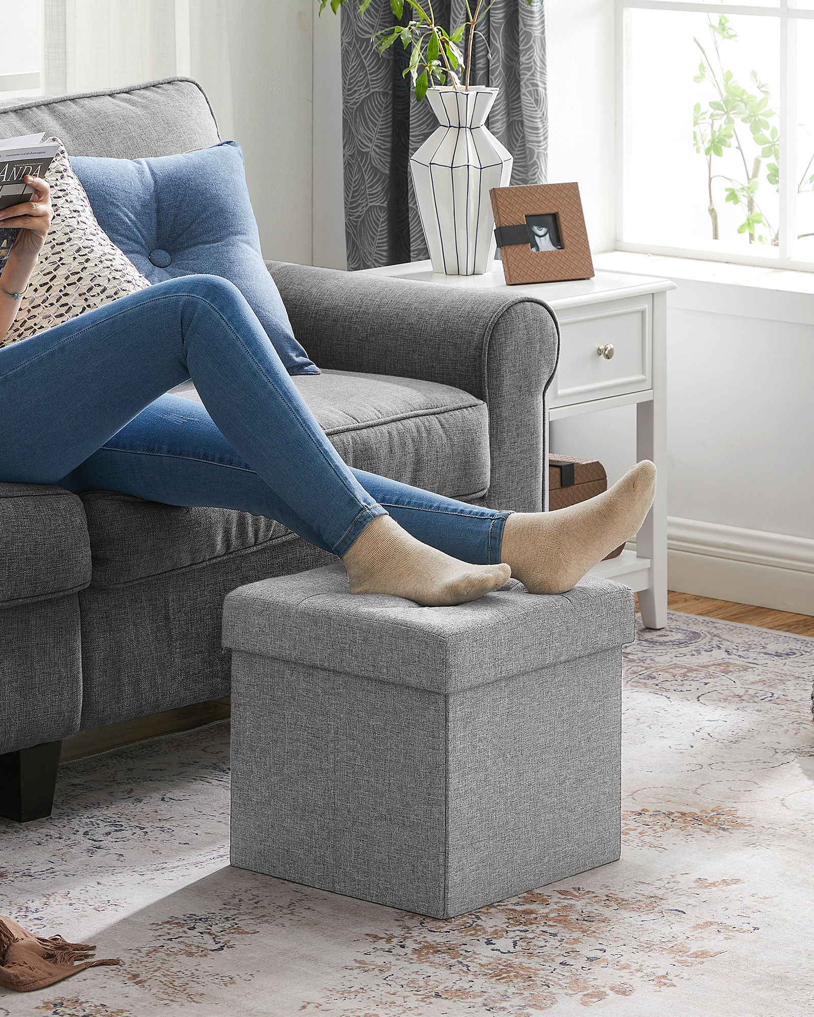 SONGMICS Storage Ottoman ม้านั่งพับได้บุนวม อกพร้อมฝาปิด ความจุ 40 ลิตร รับน้ําหนักได้ถึง 300 กก.