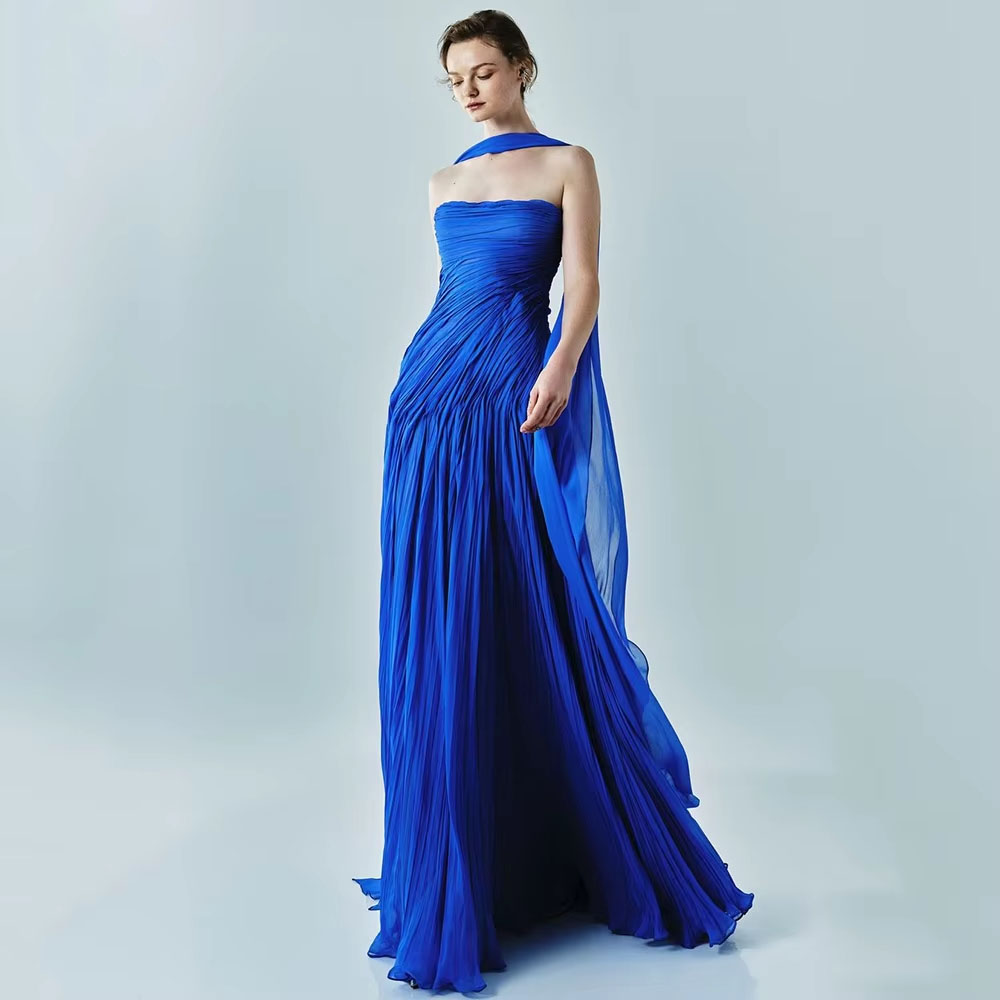 Königsblaue Abendkleider für Damen, elegant, trägerlos, A-Linie, Abendkleid 2025, fließendes, handgefaltetes Seiden-Abschlussball-Partykleid, individuell gestaltet