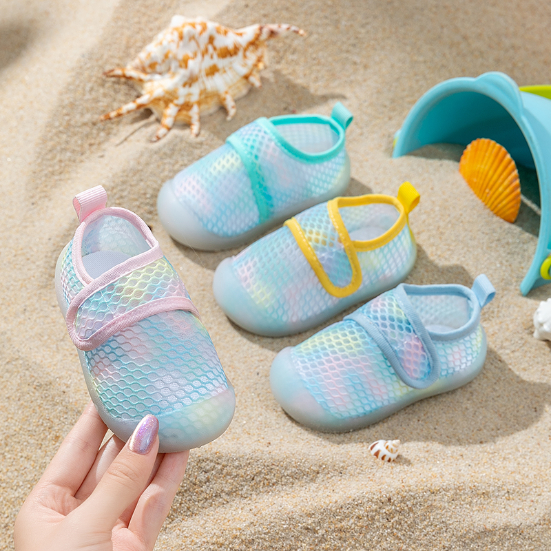 Neue Frühling Sommer Babys chuhe Mesh atmungsaktive Sandalen 0-3t Baby Jungen Mädchen Slip-On Casual Sneakers rutsch feste Light weigt Pre walker
