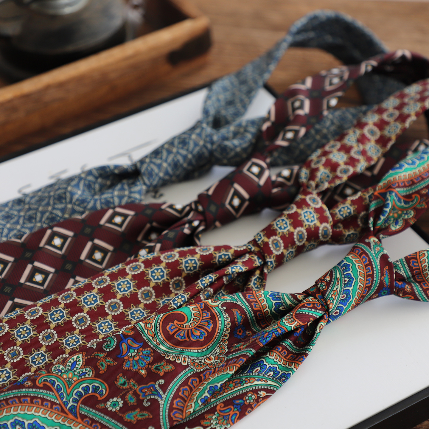 9cm Width Oversized Necktie For Men Luxury Silky Brown Paisley Neck Ties Casual Young College Student Tie Shirt Accessories Gift
