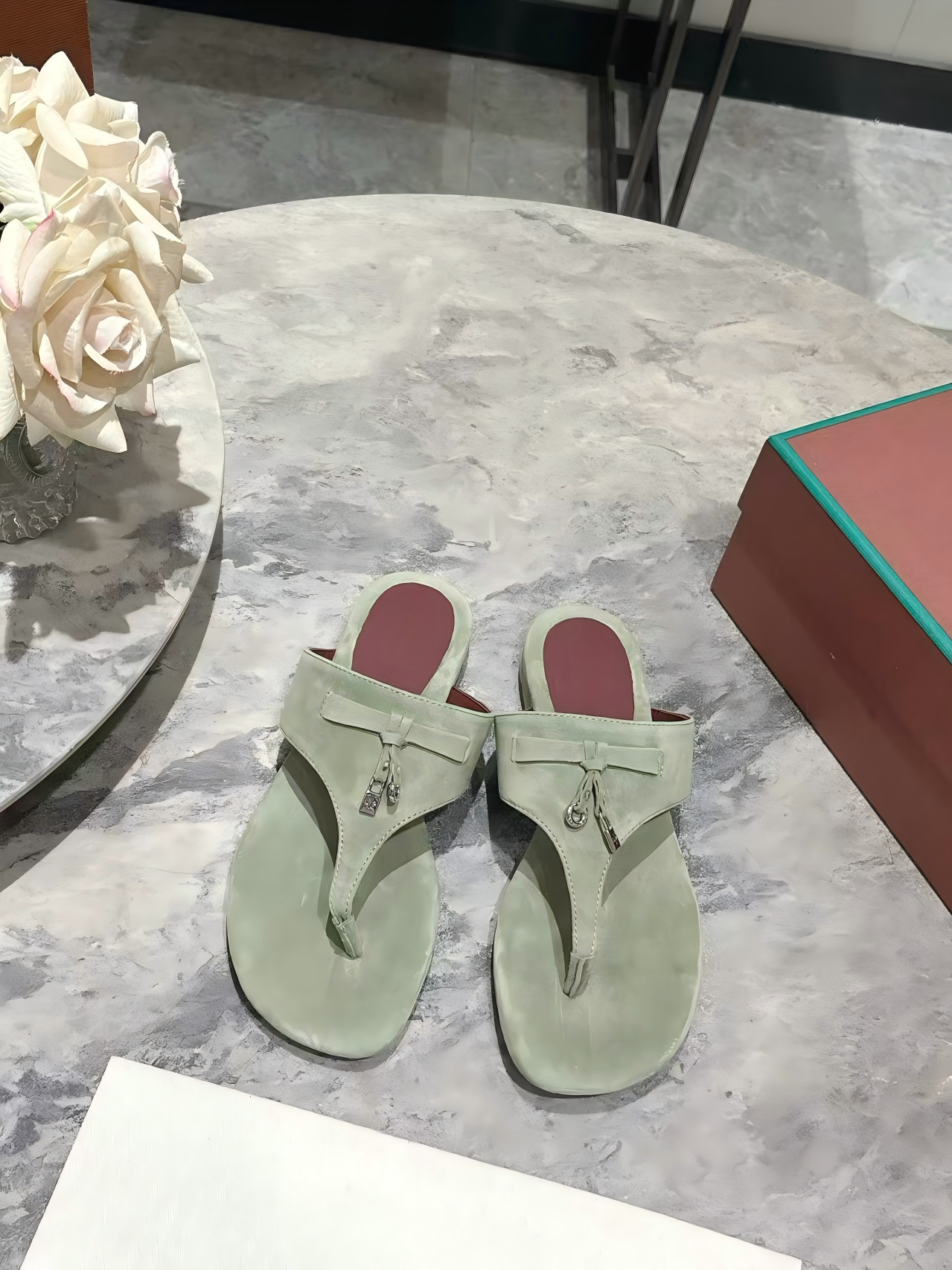 Chic Design Women's Flip Flops with Gold Pendant Genuine Leather Sole Summer Home Comfortable Sandals