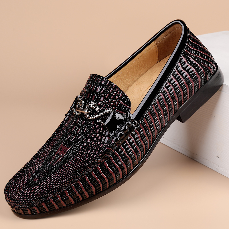 Scarpe da uomo in vera pelle di marca alla moda Scarpe eleganti da banchetto di lusso Mocassini bassi da uomo Scarpe da passeggio casual Taglia grande: 36-47
