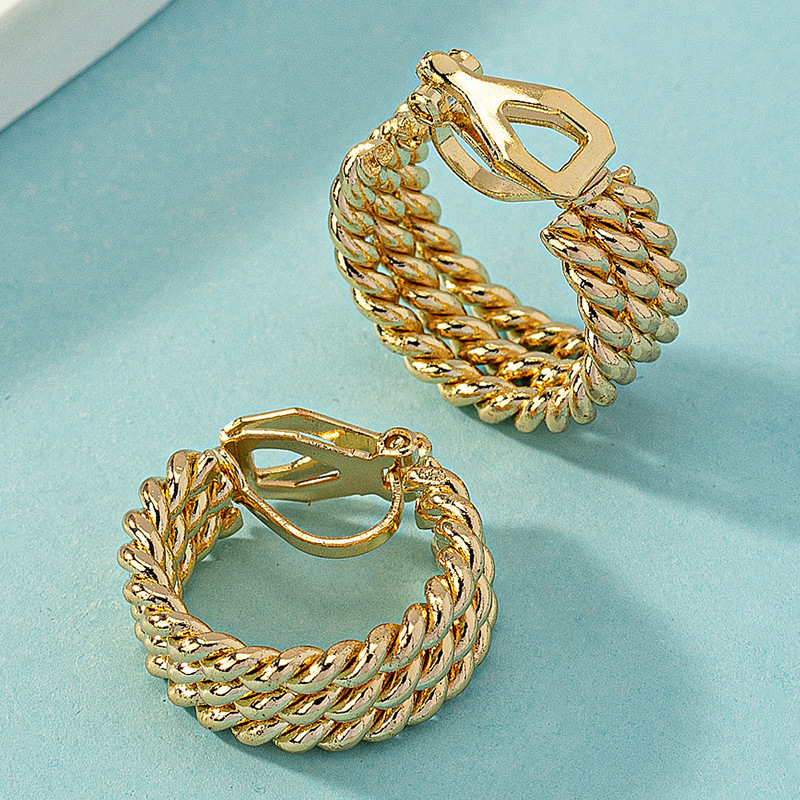 Wholesale Gold Plated Retro Roudnd Clip on Earrings for Women Elegant High-end Female Half Circle Hoop Ear Cuff Earrings