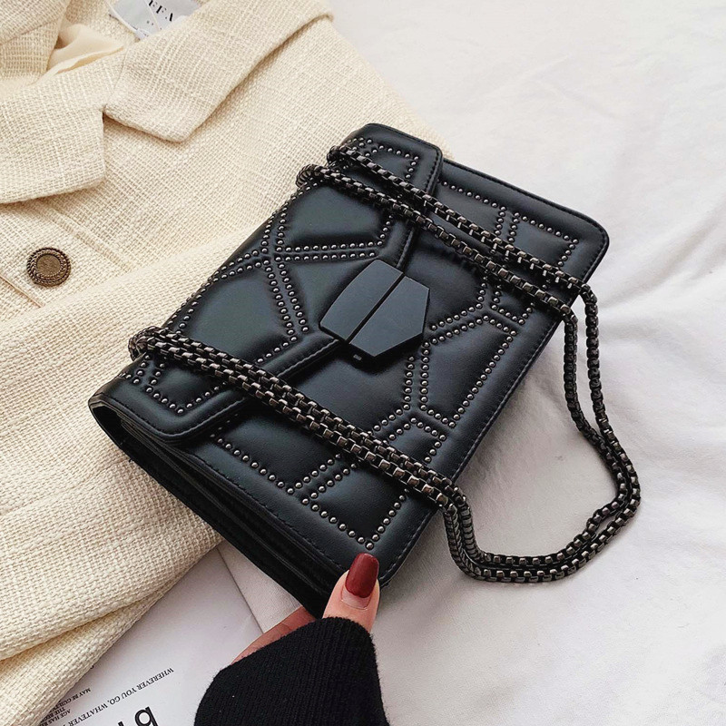 Yogodlns, bolsos de hombro pequeños con cadena y remaches Vintage para mujer, bolso cruzado cuadrado pequeño a la moda de cuero PU con solapa, bolso de diseñador