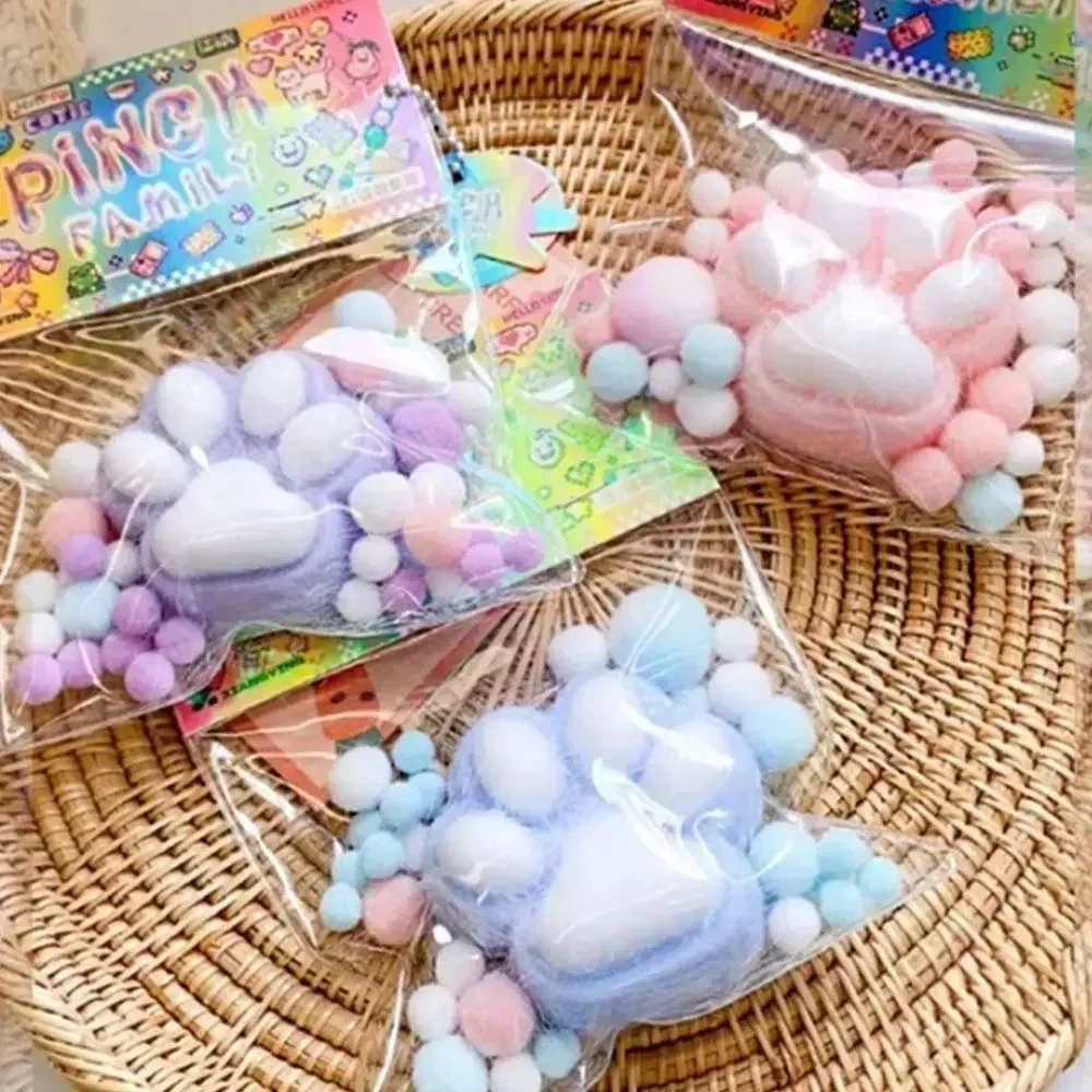 新しいソフト粘着ストレスリリーフリラックスおもちゃスクイーズ猫の足のおもちゃ解凍とピンチ猫の足のピンチと解凍おもちゃ