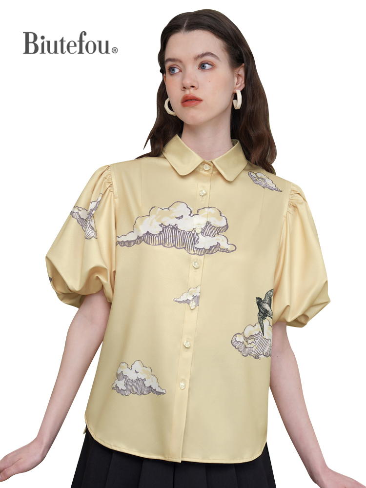 Prachtig zwaluwshirt voor vrouwen, interessant zomershirt