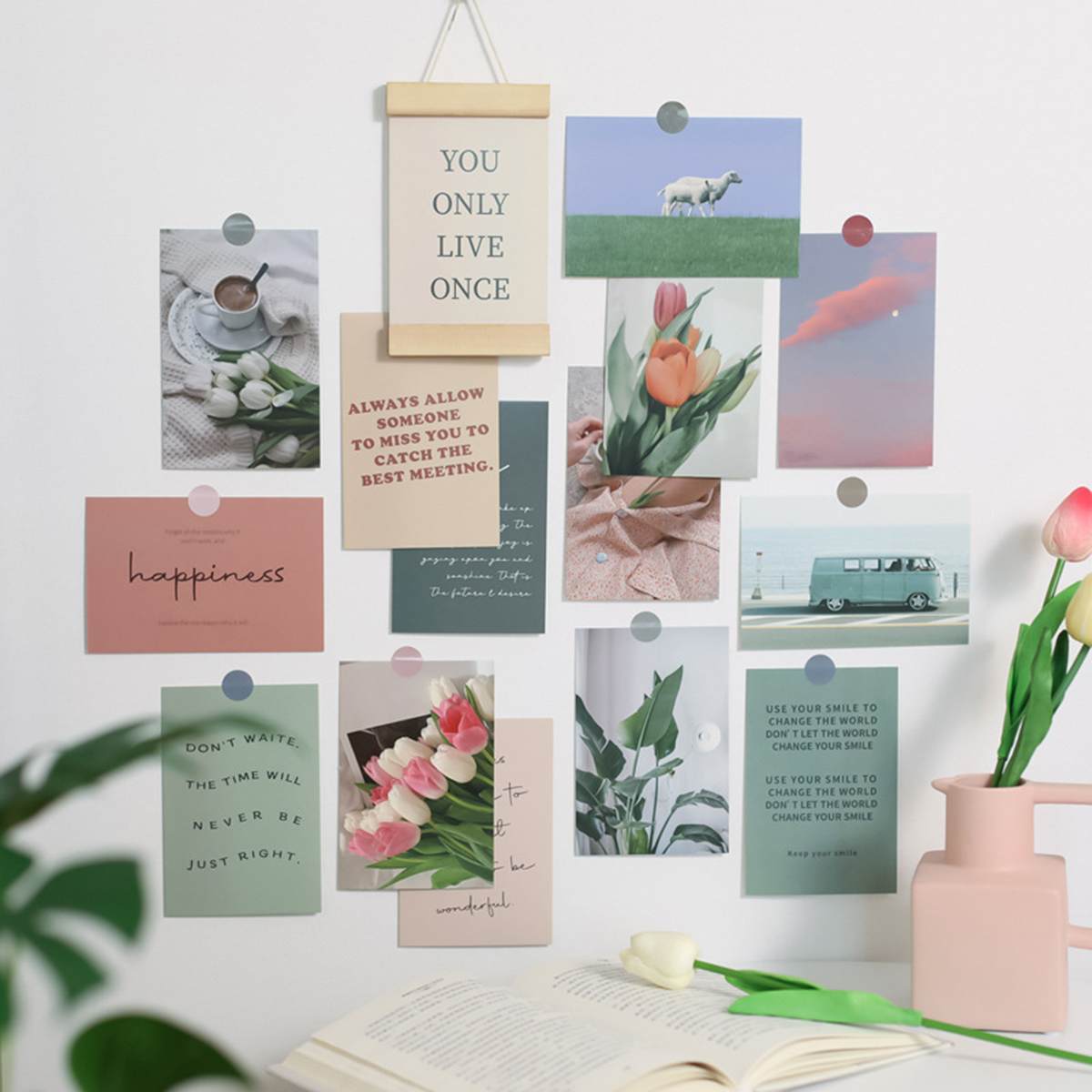 Pacote com 30 cartões postais com tema de estilo de vida, vários designs para sala de estar, materiais de decoração de parede de sala de aula (incluindo 48 adesivos)
