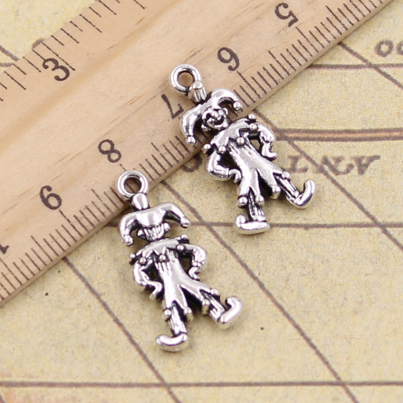 20 buah jimat badut Joker Jester 25x12mm antik perunggu perak warna liontin membuat DIY buatan tangan Tibet menemukan perhiasan