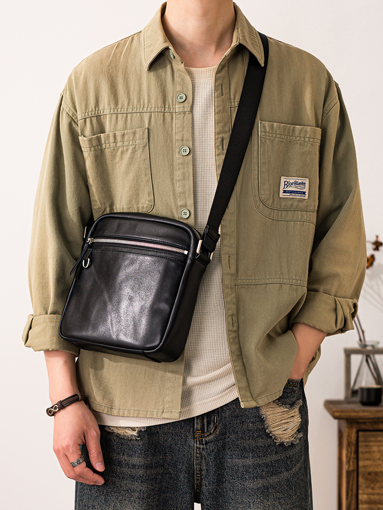 PNDME casual hoogwaardige lederen heren zwarte kleine schoudertas weekend dagelijks lichte echte koe lederen crossbody tas