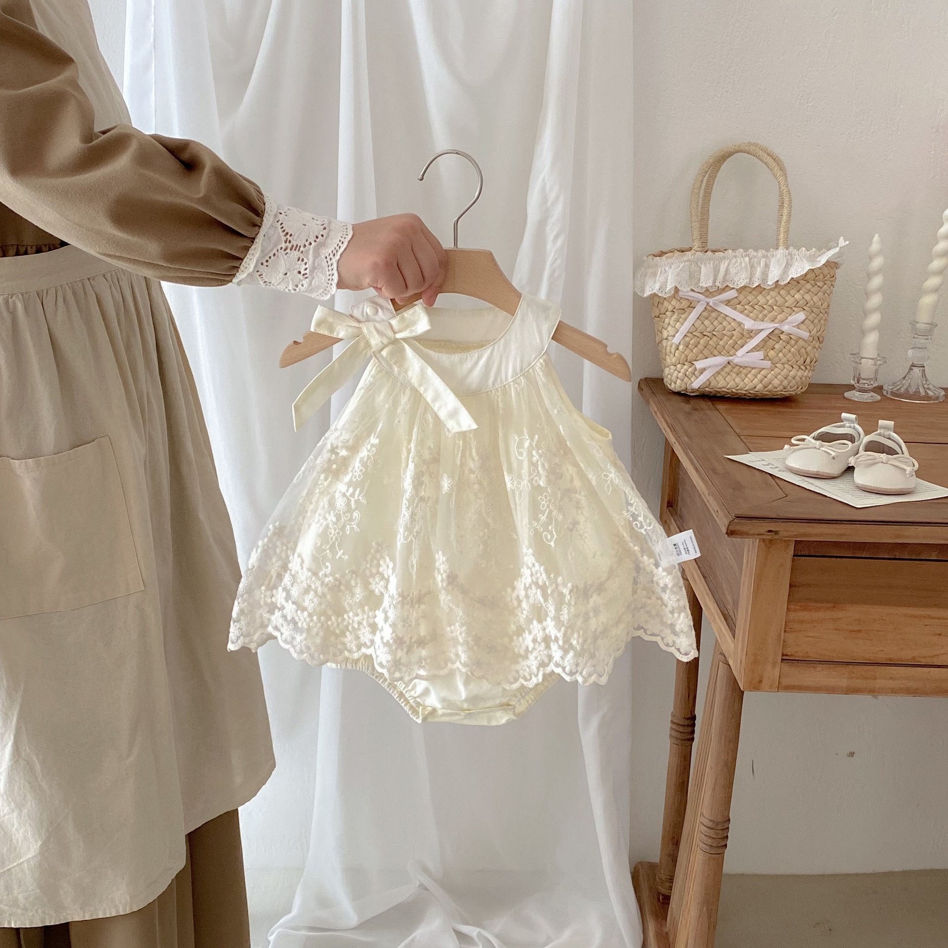 Baby-Sommerkleid, dünner Baby-Mädchen-Strampler, Vollmond- und 100-Tage-Kleidung, süßes Prinzessinnenkleid