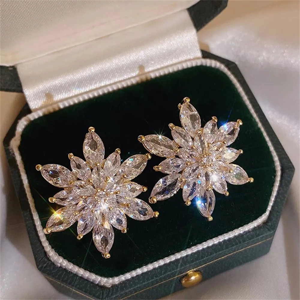 Pendientes exagerados de lujo con forma de flor de cristal para mujer, temperamento elegante, diseño de moda, joyería para fiesta y boda, regalos de San Valentín