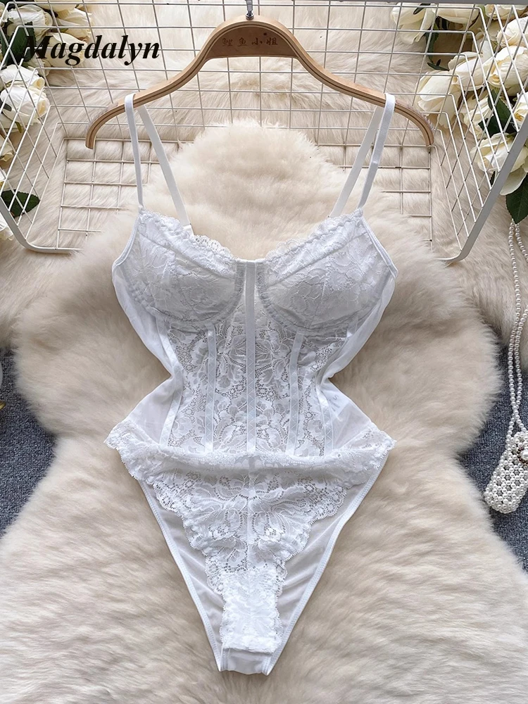 Magdalyn przezroczyste kwiecista koronka damskie body seksowne modne elastyczne, przezroczyste body typu Bodycon, jednoczęściowe, kombinowane rajstopy