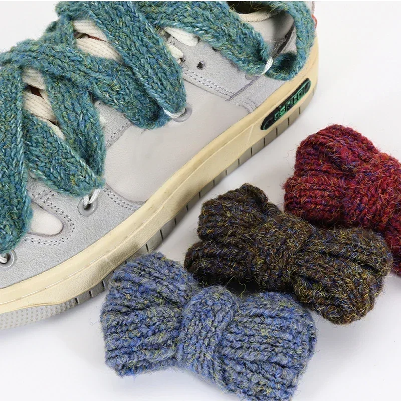 Raffreddare 1,8 cm di larghezza peluche grande grasso piatto monostrato colorato Mohair lacci soffici fuzzy sneaker pizzo per le donne scarpe da donna stringa