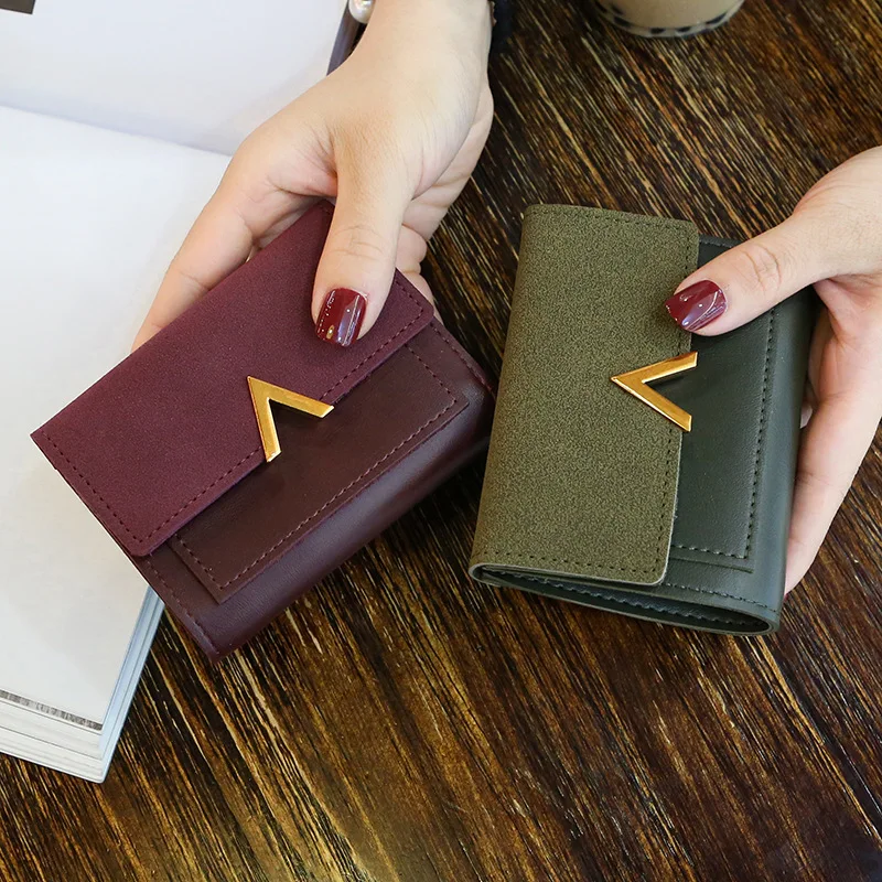 Nuevo monedero de cuero para mujer, cartera pequeña de cuero corta, marca de lujo, Mini carteras de moda para mujer y monedero, tarjetero