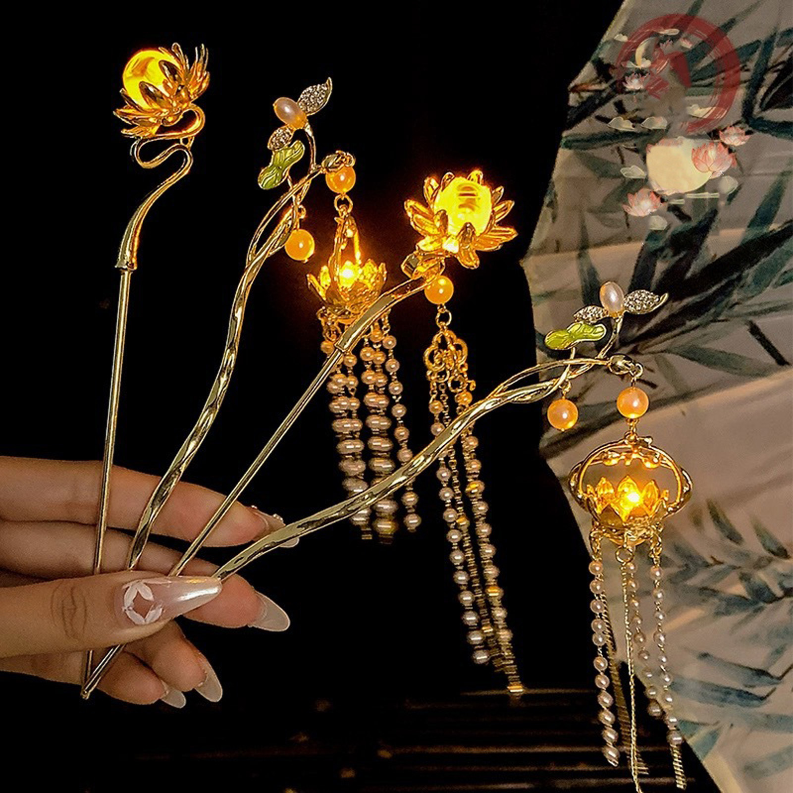Jepit Rambut Bunga Bercahaya untuk Wanita Kreatif Lotus Memancarkan Cahaya Lentera Rumbai Tongkat Rambut Antik Gaya Cina Aksesori Rambut Logam