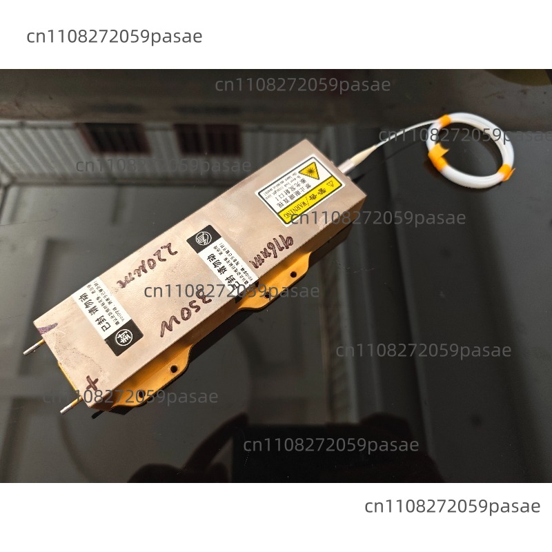 สายไฟขนาด 350w เส้นผ่านศูนย์กลาง 220um กำลังไฟสูง ความยาวคลื่น 976 นาโนเมตร
