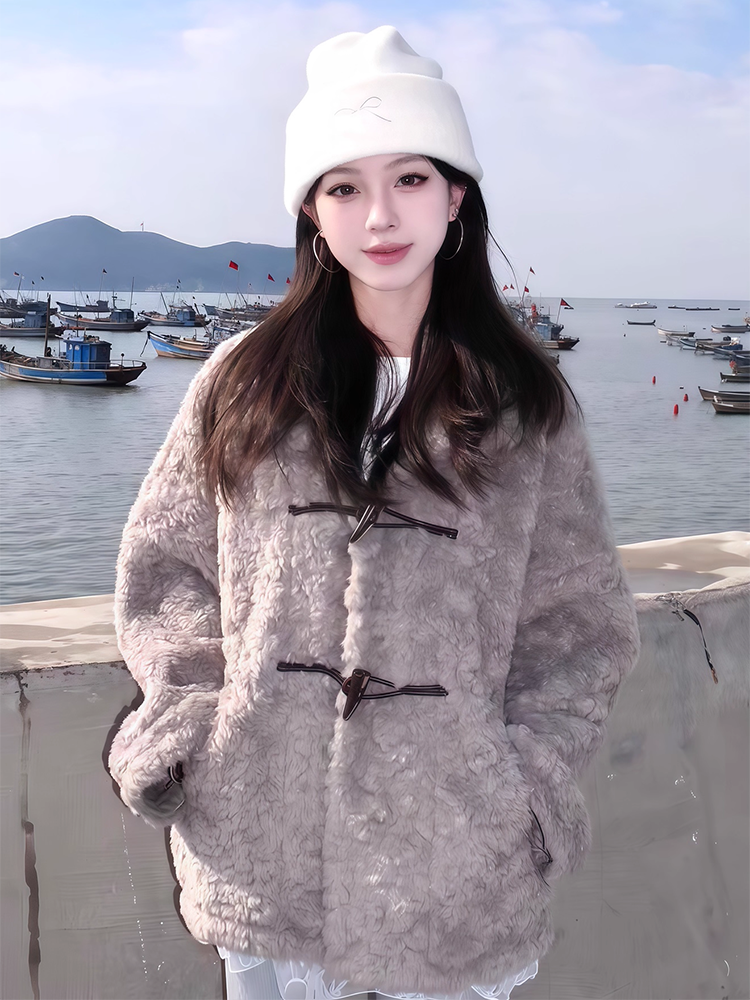 ey Retro Stand Collar Fur Coat Women's Autumn Winter New Loose Buttoned Leather Fur Inteated Warmth Fur Top