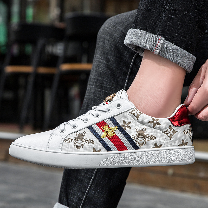 2025 Mens Casual Sneakers New Fashion Lace-up Beige Shoes Student Comfort Sports Plus Size Vulcanized Shoes Zapatillas De Hombre