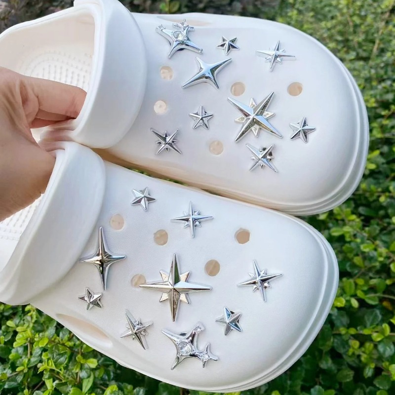 Juego de 18 Remaches Metálicos Desmontables Estilo Punk, Hebillas Decorativas para Zapatos de Jardín y Zapatos con Orificios, Nuevo