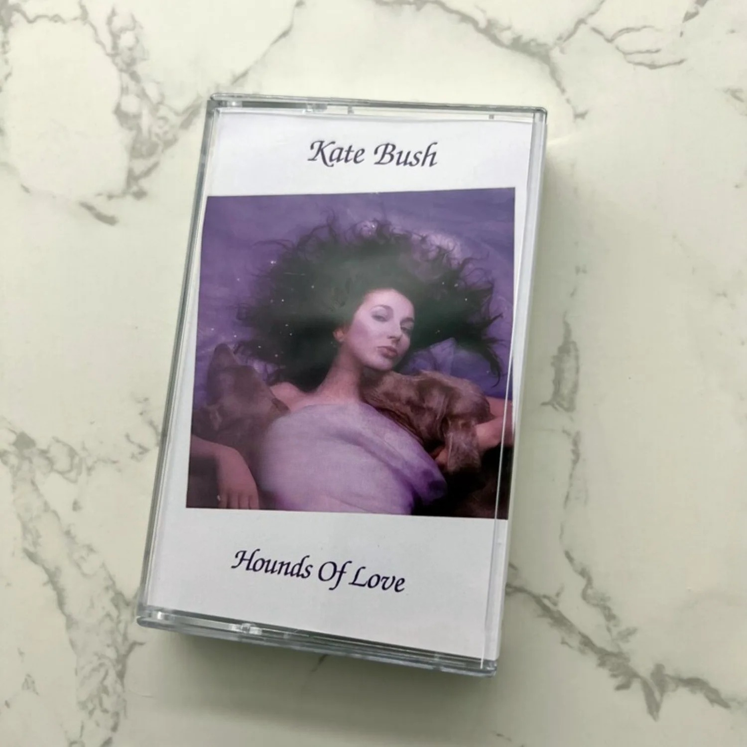 希少な未開封のケイト・ブッシュ「Hounds of Love」アートポップオーディオカセットテープ、ヴィンテージレトロアナログサウンド、ファン向けコレクターズアイテム、家の芸術装飾品