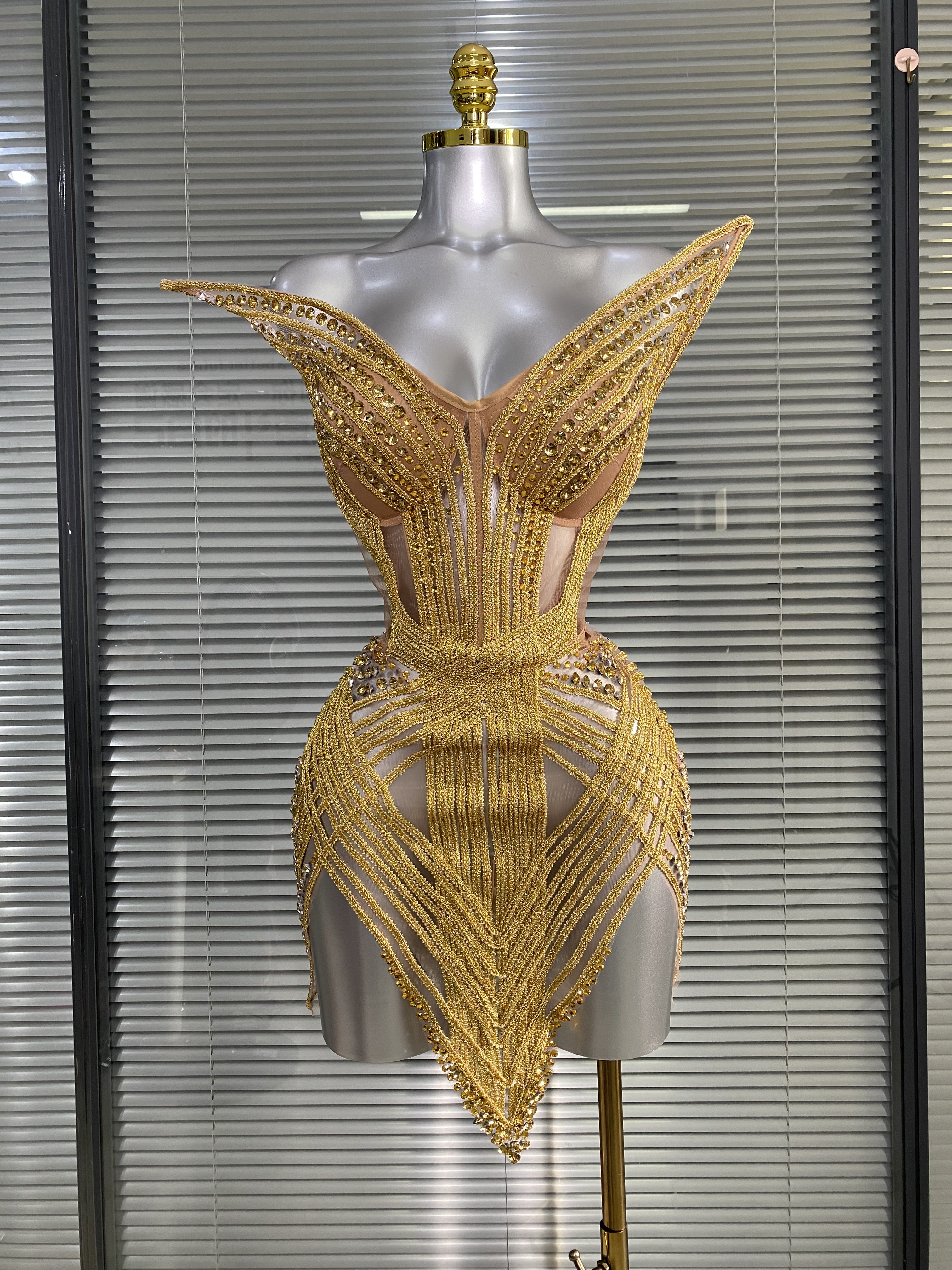 Ensemble sexy deux pièces pour femmes, jupe dorée élégante pour boîte de nuit, costumes de scène pour chanteuses et danseuses