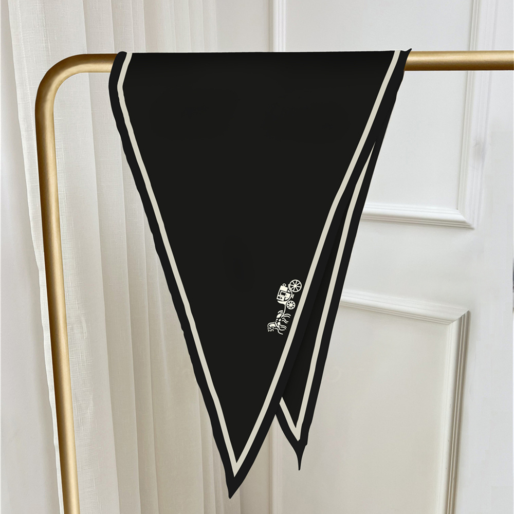 ผู้หญิงสไตล์เรียบง่ายผ้าพันคอหรูหราสีทึบมีแบรนด์เพชร Syal Sutra แฟชั่น Neckerchief สุภาพสตรีคอผ้าพันคอผ้าคลุมไหล่