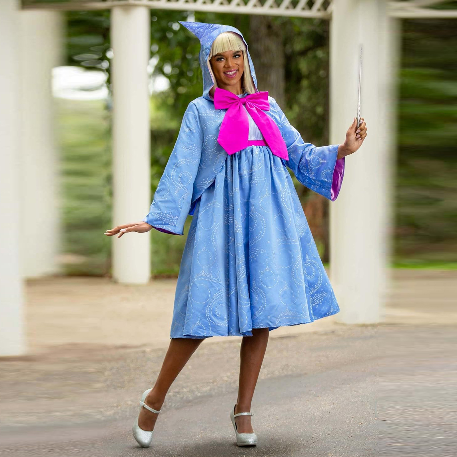 Ropa de mujer Disfraz de hada Madrina Conjunto de vestido de fiesta con capa con capucha de lujo Trajes de fiesta de cosplay de Halloween