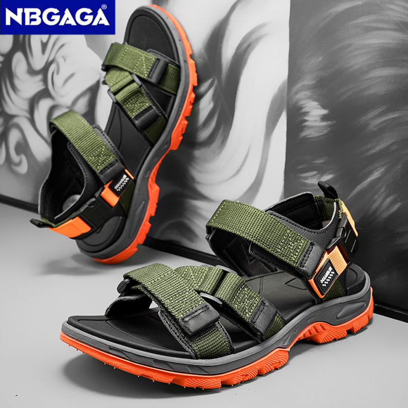 Sandálias masculinas de verão na moda casual sapatos esportivos ao ar livre para feriados praia respirável resistente ao desgaste caminhadas & sandálias