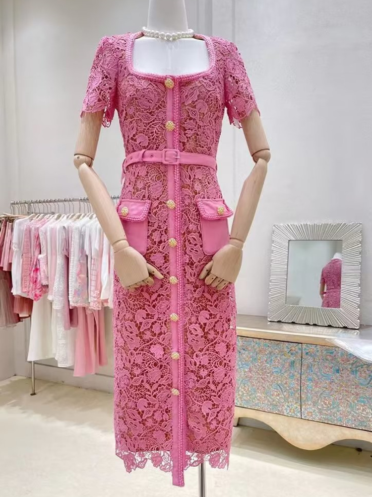 Vestido de encaje rosa de alta calidad para mujer, Vestido medio ajustado con hebillas y cuello cuadrado Vintage, batas caladas, Vestido de fiesta para mujer