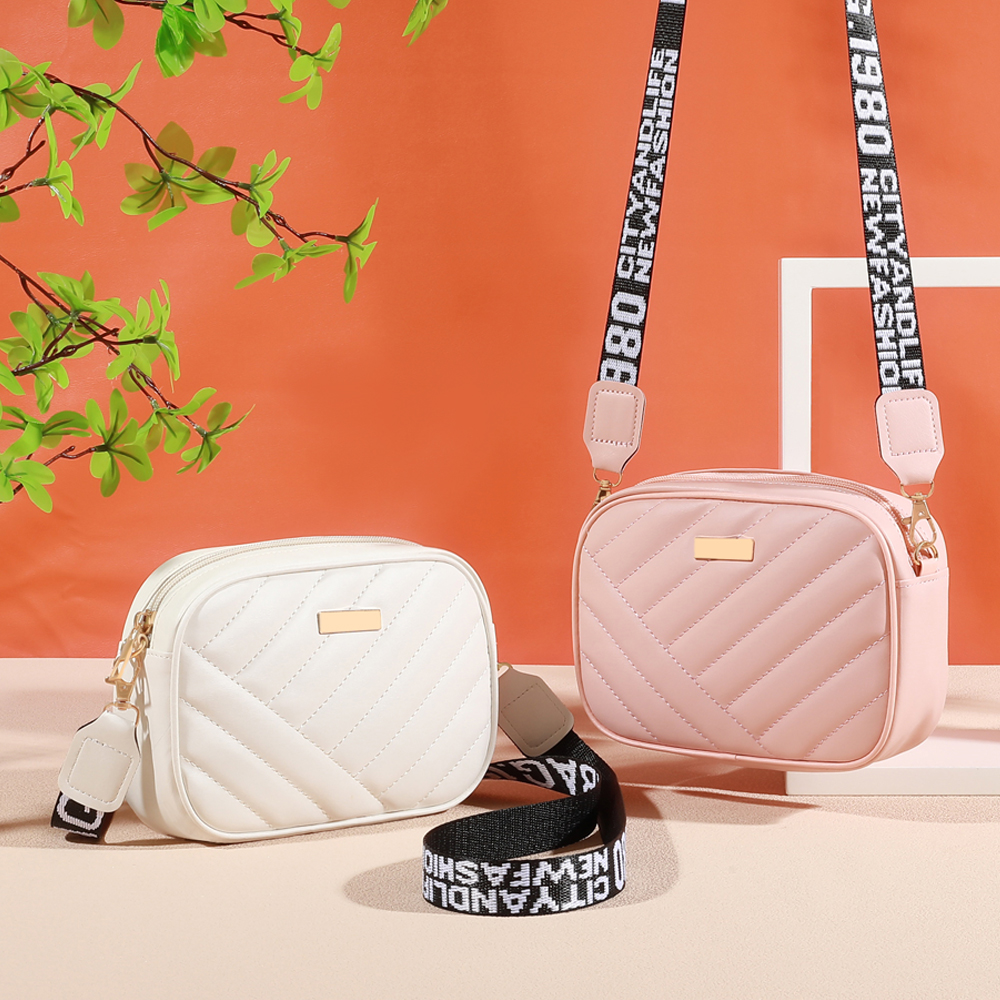 Borsa a tracolla quadrata alla moda in tinta unita, borsa a tracolla trapuntata con cerniera per donna, portafoglio classico per tutti gli abbinamenti