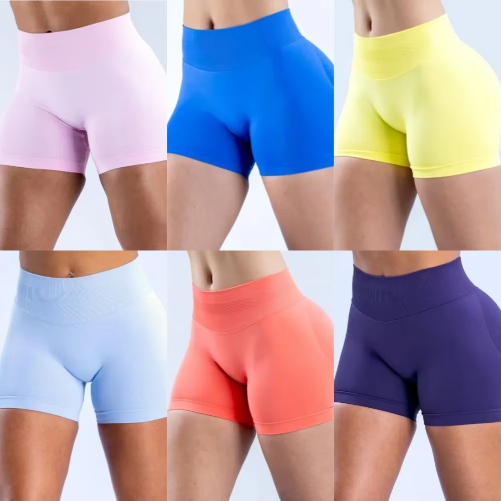 Dynamic Shorts with Logo 4.5'' Low Waist Seamless Yoga Shorts Scrunch Bum Gym Shorts Workout Biker Short Stretch Fitness Short