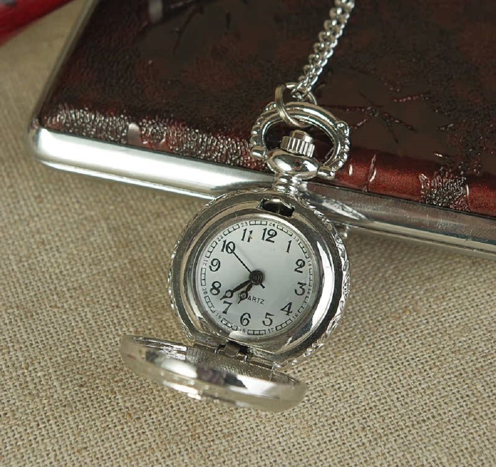 Relógio de bolso de quartzo feminino vintage liga que pode ser aberto oco flores senhora menina camisola corrente colar pingente relógio presentes