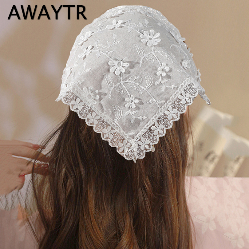 AWAYTR Bloemenprint Haar Sjaal Bohemen Bandana Witte Haarband Kleurrijke Vlinders Driehoek Sjaal Hoofddoek Vrouwen Meisje Hoofddoek
