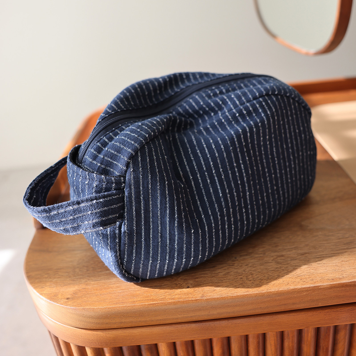 Bolsa de cosméticos portátil de gran capacidad a rayas clásicas, tela de lino y algodón, bolsa de almacenamiento portátil de viaje para el cuidado de la piel con cremallera oscura