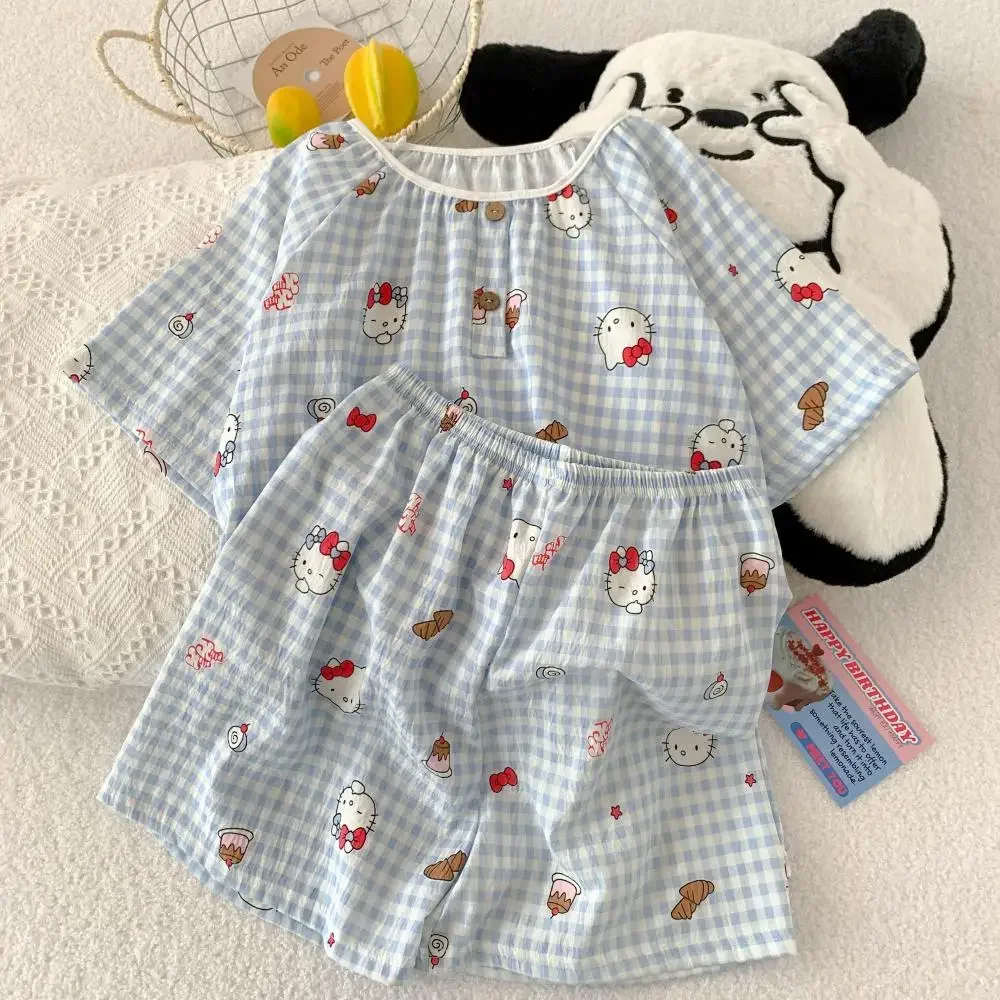 Летний пижамный комплект из 2 предметов Sanrioed, аниме Hello Kitty Kawaii, домашняя одежда для женщин, топы с короткими рукавами, шорты, милый милый комплект одежды для сна