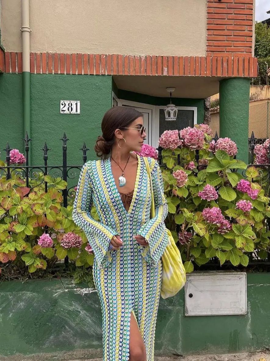 Vestido largo de rayas coloridas de ganchillo para mujer, Vestidos largos sexys con manga acampanada y cuello en V y abertura alta, novedad de otoño 2023