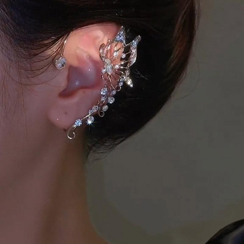 Polsino dell'orecchio a farfalla da elfo coreano senza orecchini a clip penetranti per le donne Eleganti gioielli da sposa con clip per orecchio in cristallo scintillante con zirconi