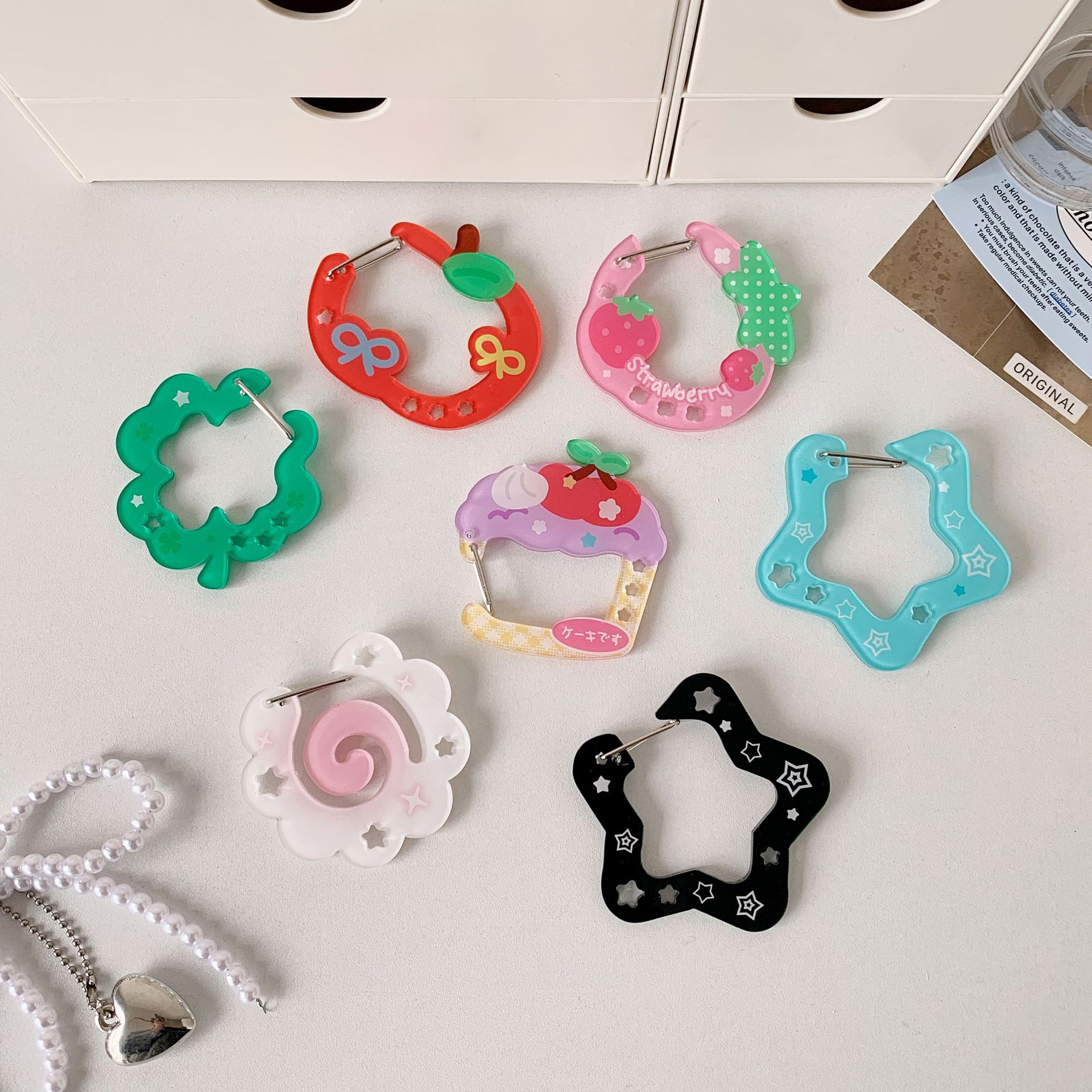 Ins Style mignon acrylique dessin animé porte-clés corée Kawaii fruits Cupcake étoile en forme d'étoile décor pour sac pendentif crochet clé suspendue
