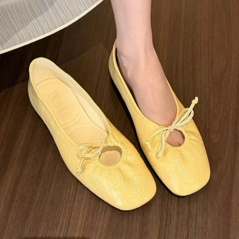 Sapatos femininos de luxo com laço borboleta, rasteirinhas, sapatilhas baixas para dança.