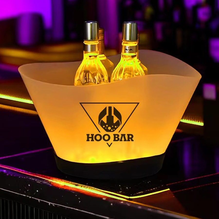 12L Kunststoff individuelles Logo Bierflasche Eiskübel LED leuchtende Belvedere Kühler Bar Wein Champagner Kunststoff Eiskübel Getränkebögen