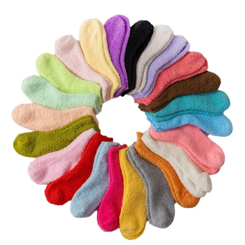 Calzini Fuzzy da Donna Invernali, Caldi e Morbidi in Pile Corallo, Spessi, per Casa, Comodi, Pelosi, Corti, Tipo Pantofole