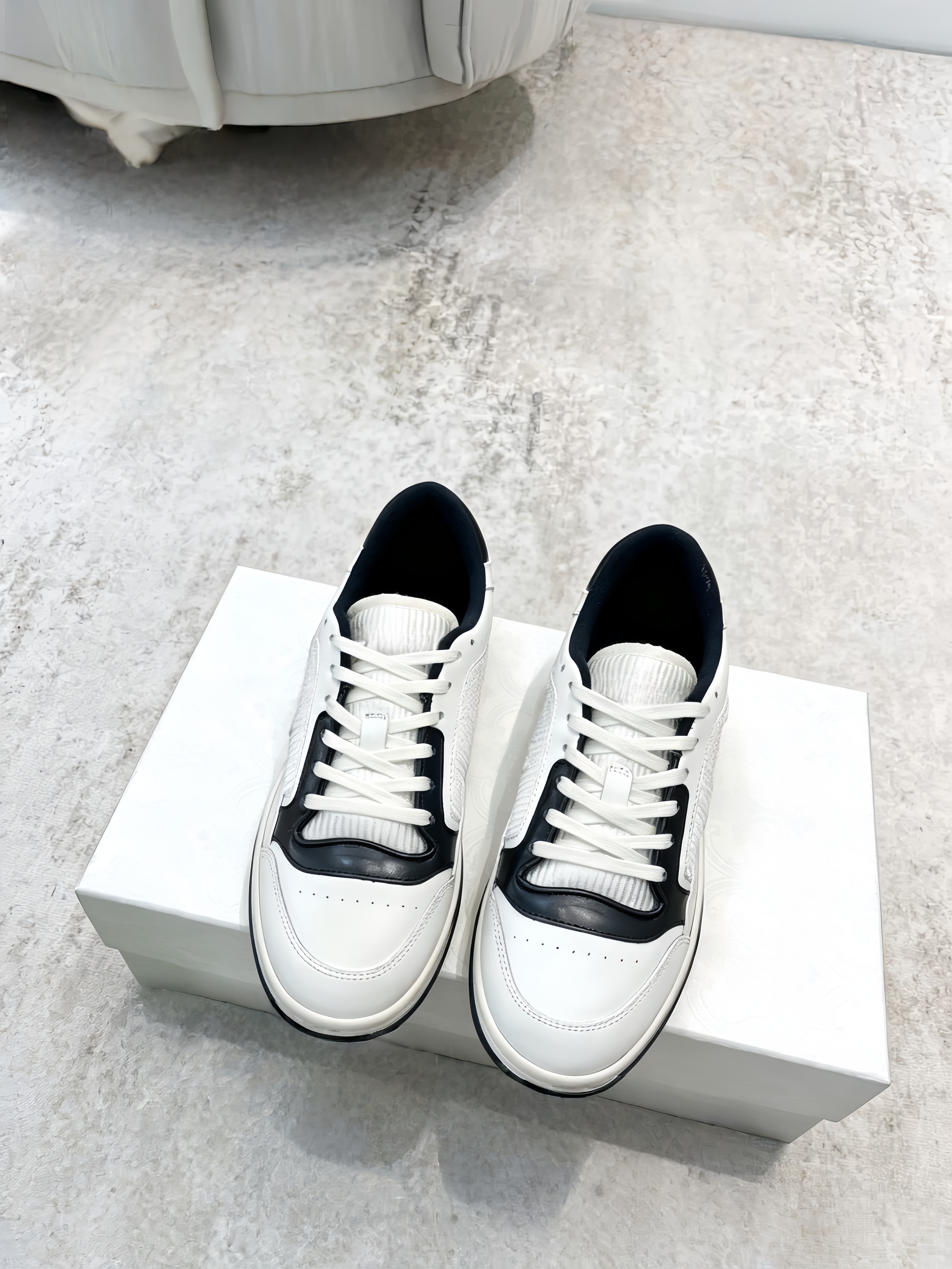 Baskets blanches d'été unisexes rétro à blocs de couleur, chaussures décontractées basses en cuir véritable à lacets, chaussures de skateboard, cadeaux